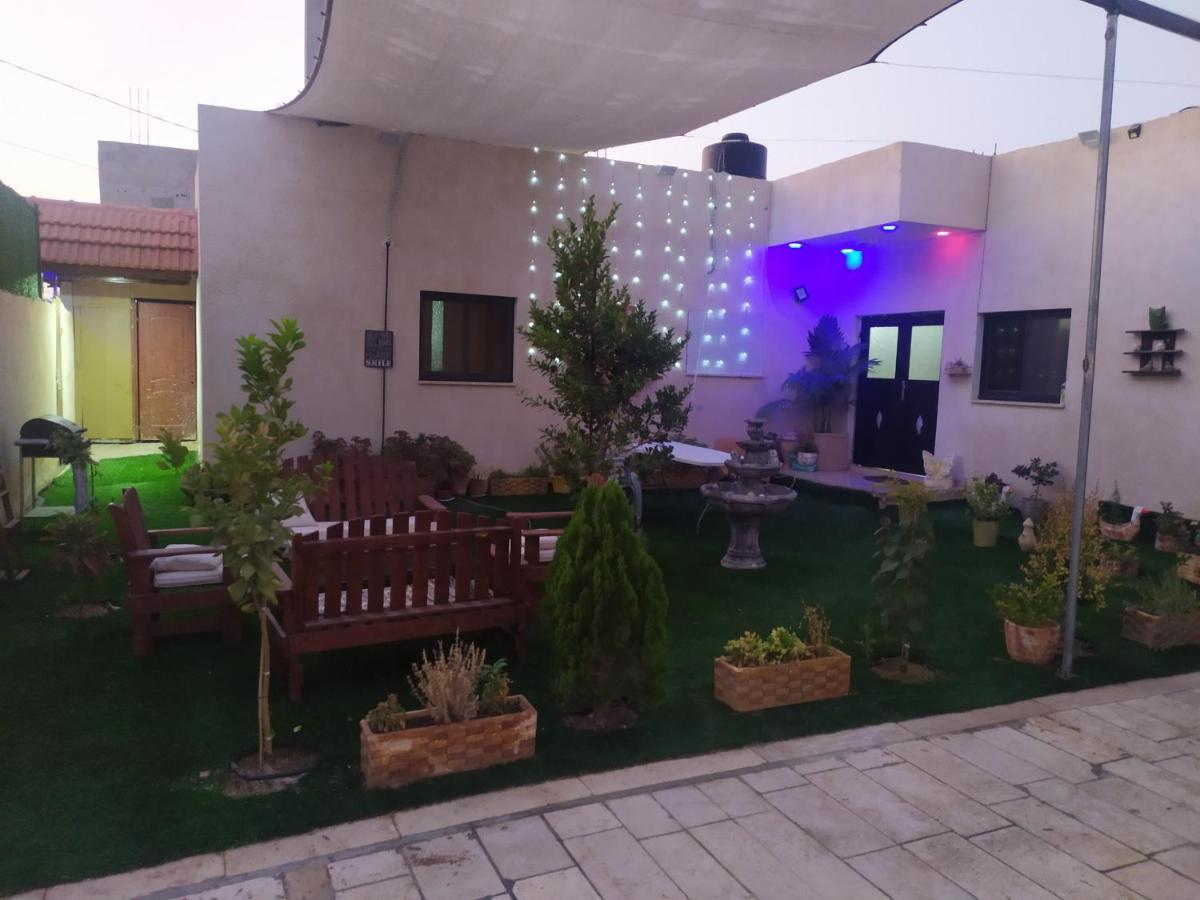 مبيت وإفطار أريحا Steele Honey المظهر الخارجي الصورة